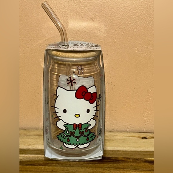 Hello Kitty Christmas Tumbler with Bamboo Lid + Glass Straw made by Sanrio. NWTS - Picture 7 of 7
